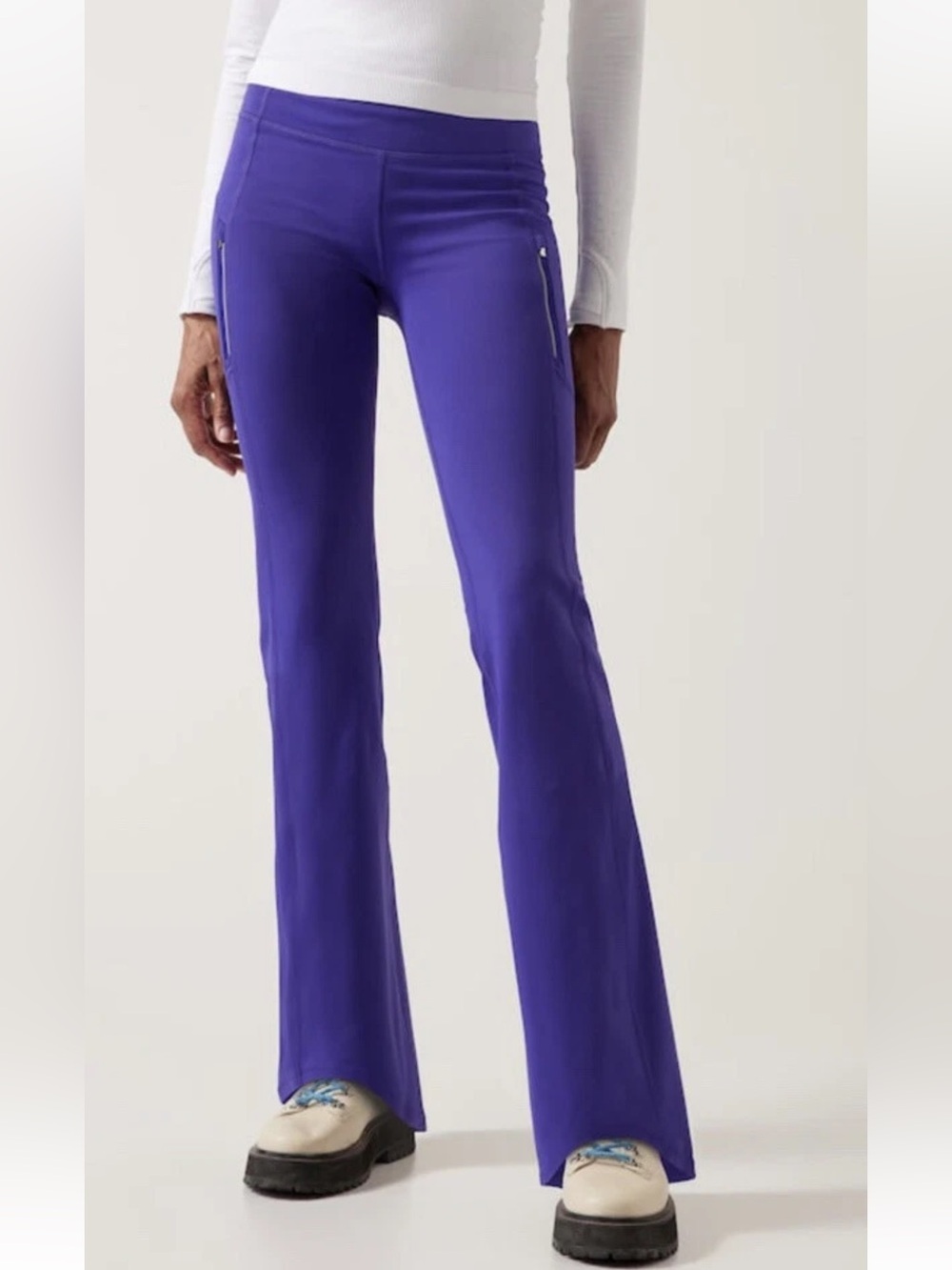 NWOT ATHLETA Rainier Bootcut Pant Noble Blue Activewear Casual Women’s Size XS